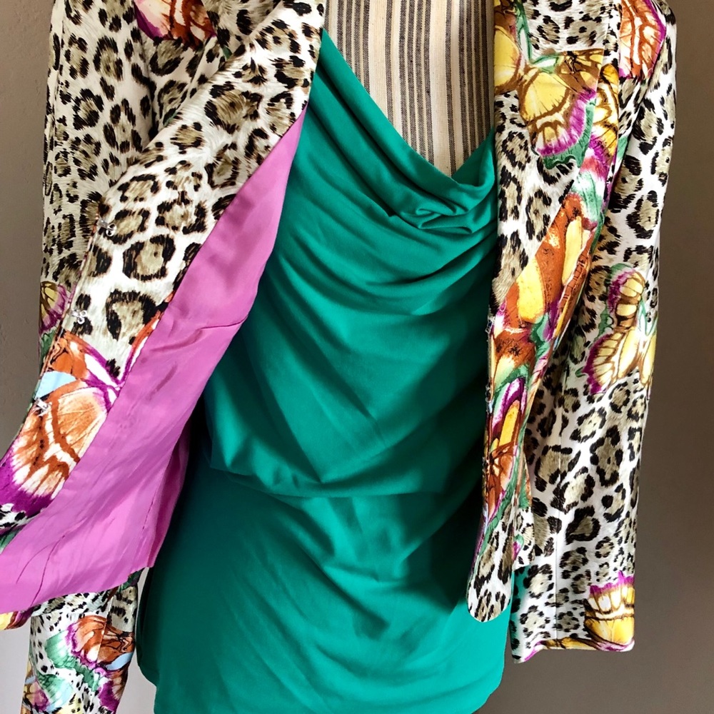 ALBERTO MAKALI PURE SILK ANIMAL PRINT JACKET